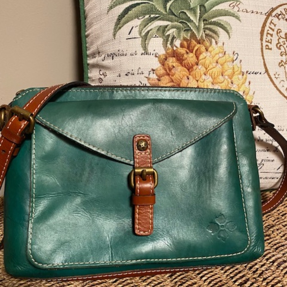 Patricia Nash leather purse